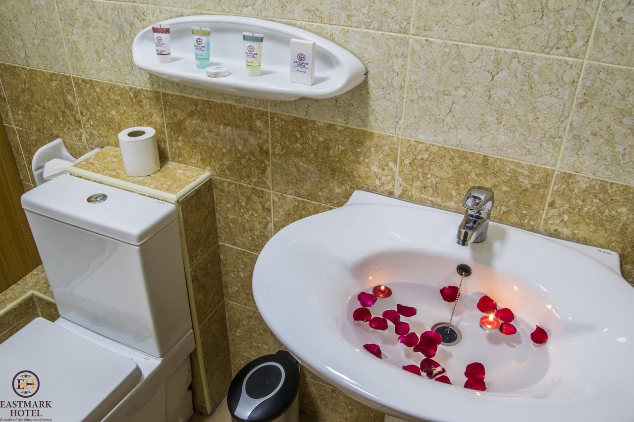 Eastmark Hotel Nakuru Ngoại thất bức ảnh